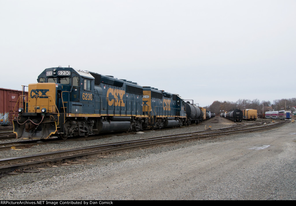 CSXT 6230 & CSXT 6245 in Framingham